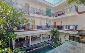 Dedy Beach Inn